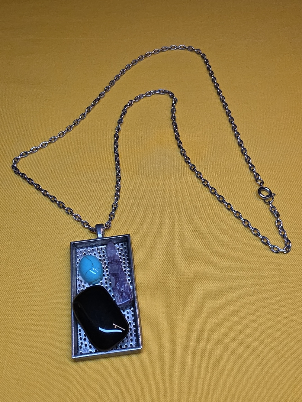 Vintage ▪︎ Silver-Tone Pendant Necklace With Various Gemstones ▪︎ UNIQUE! 📿